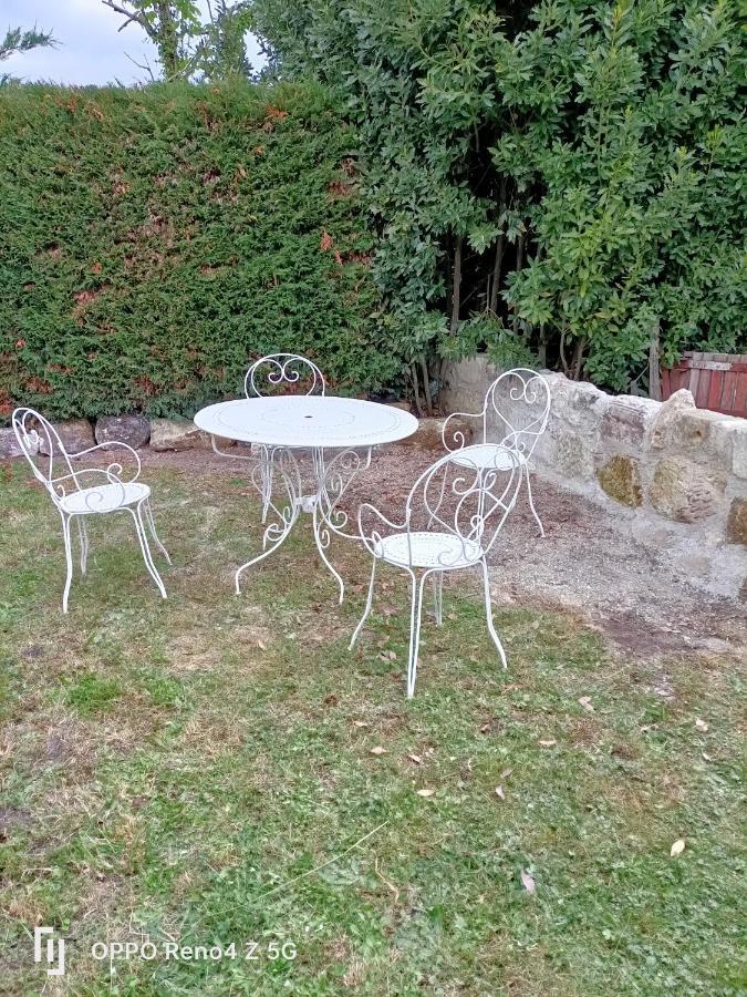Gite Insolite Le Pressoir En Touraine Vallières-les-Grandes Esterno foto