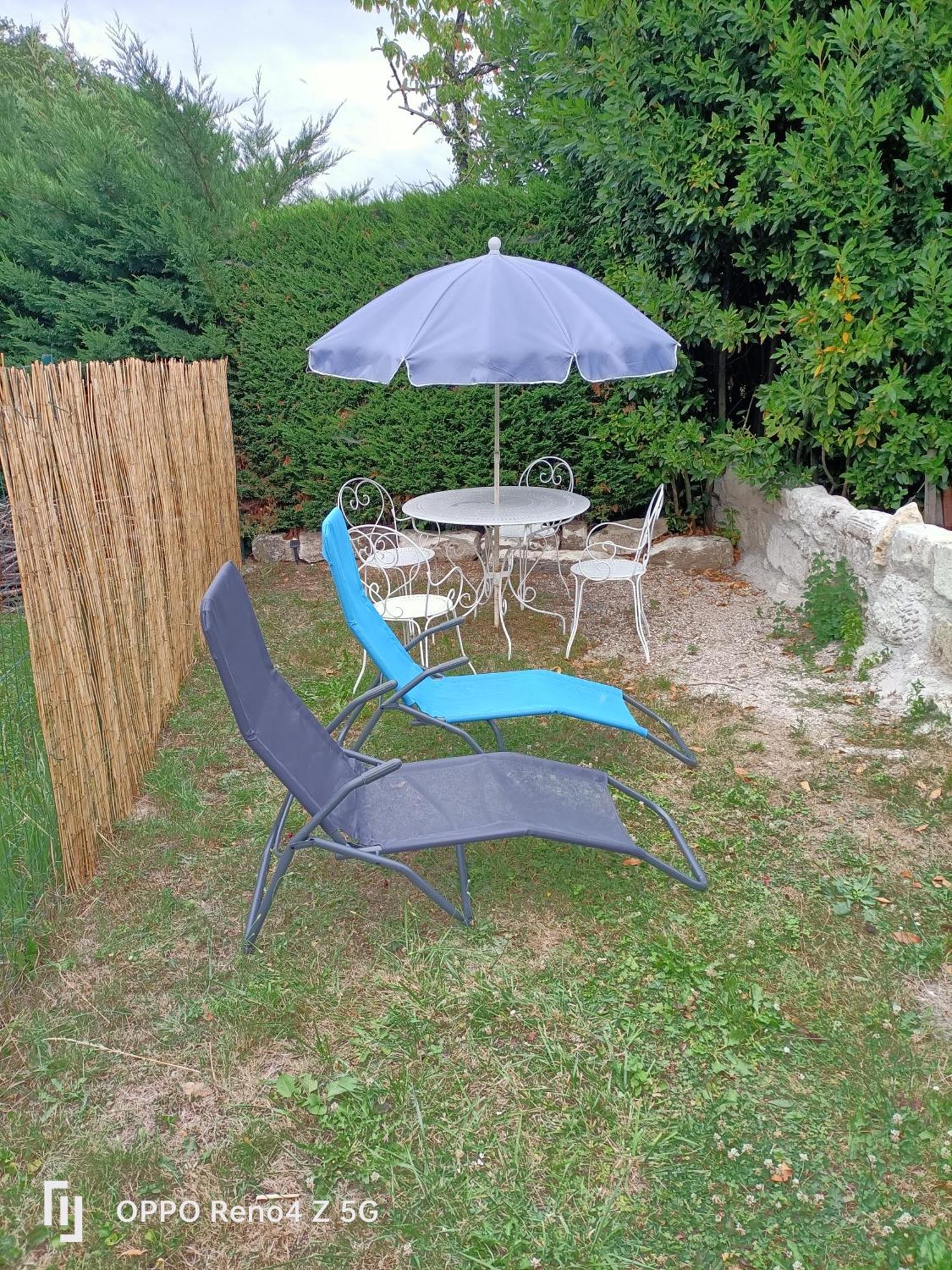 Gite Insolite Le Pressoir En Touraine Vallières-les-Grandes Esterno foto